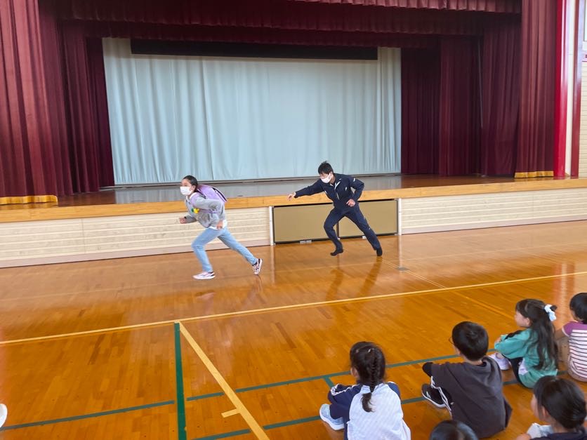 不審者対応訓練 3枚目写真