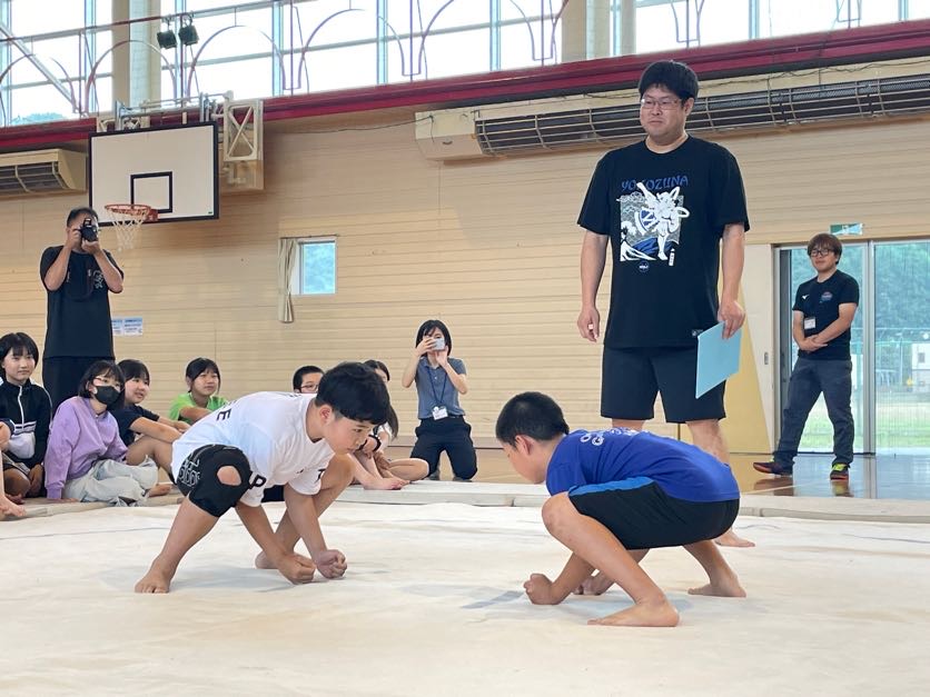 「相撲に親しむ教室」が開かれました 7枚目写真