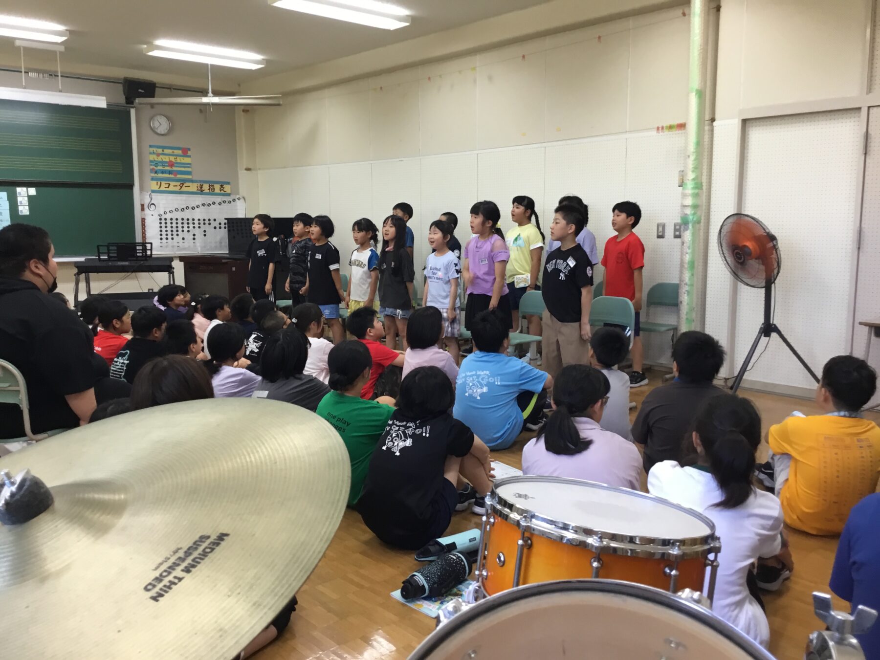みんなで音楽を楽しみました 6枚目写真