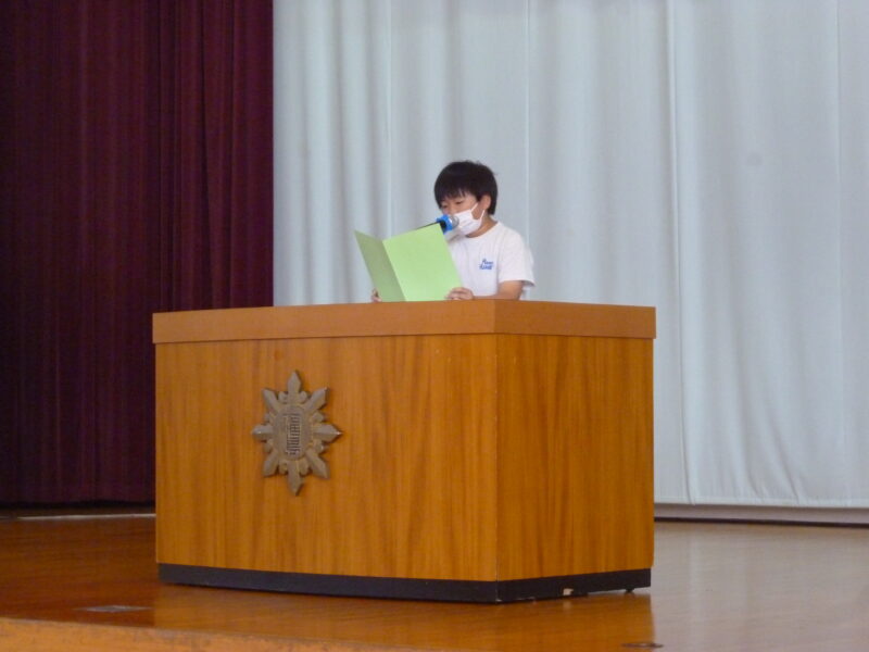 前期終業式と後期始業式が行われました