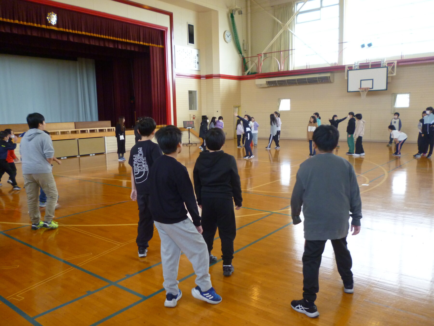 委員会活動を頑張っています 4枚目写真