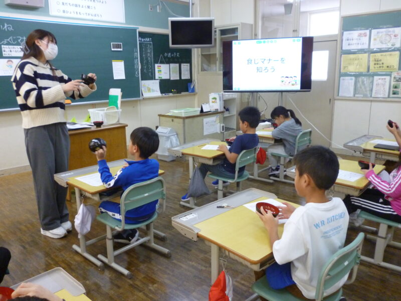 食事のマナーの大切さを学びました