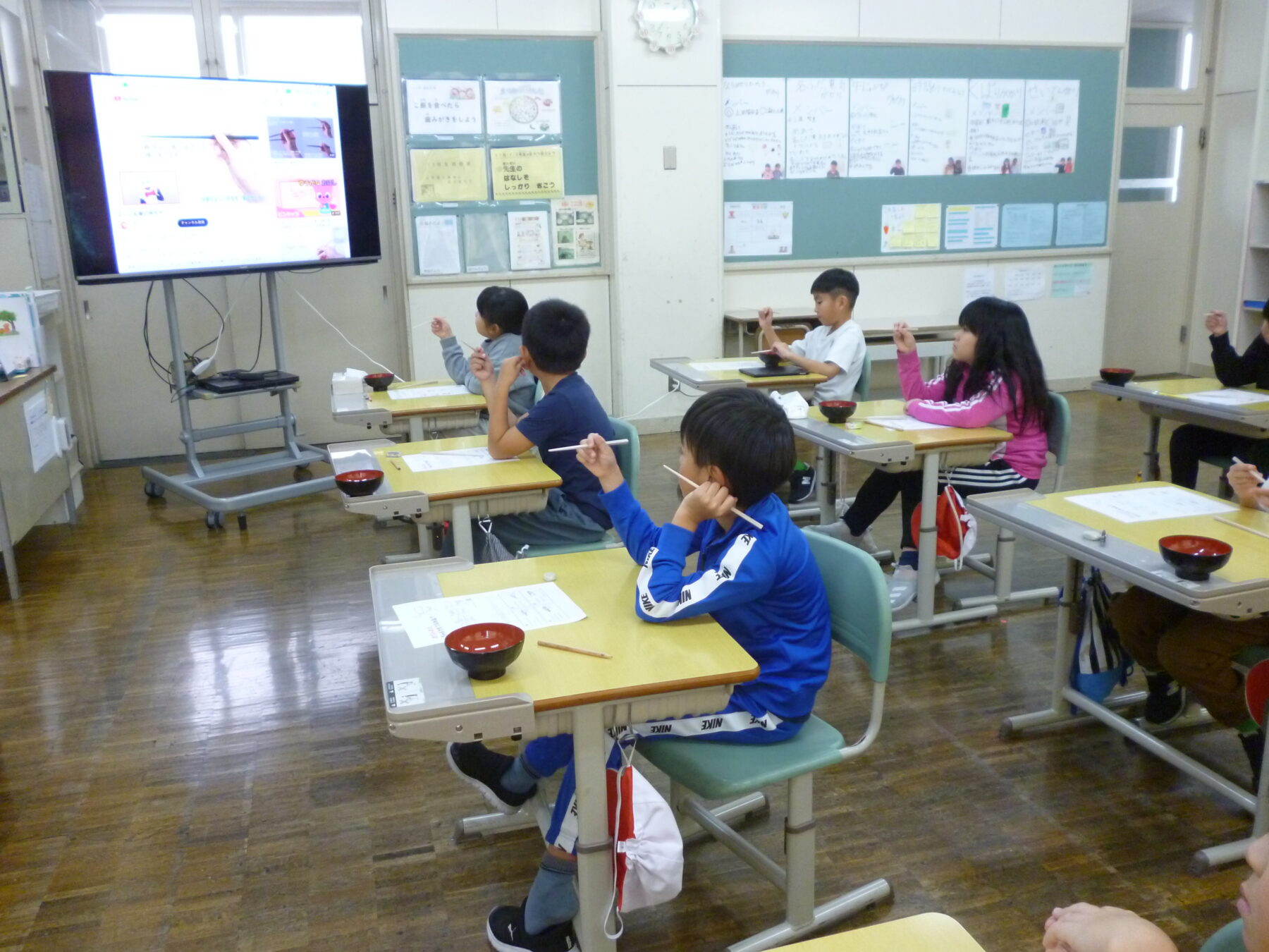 食事のマナーの大切さを学びました 4枚目写真