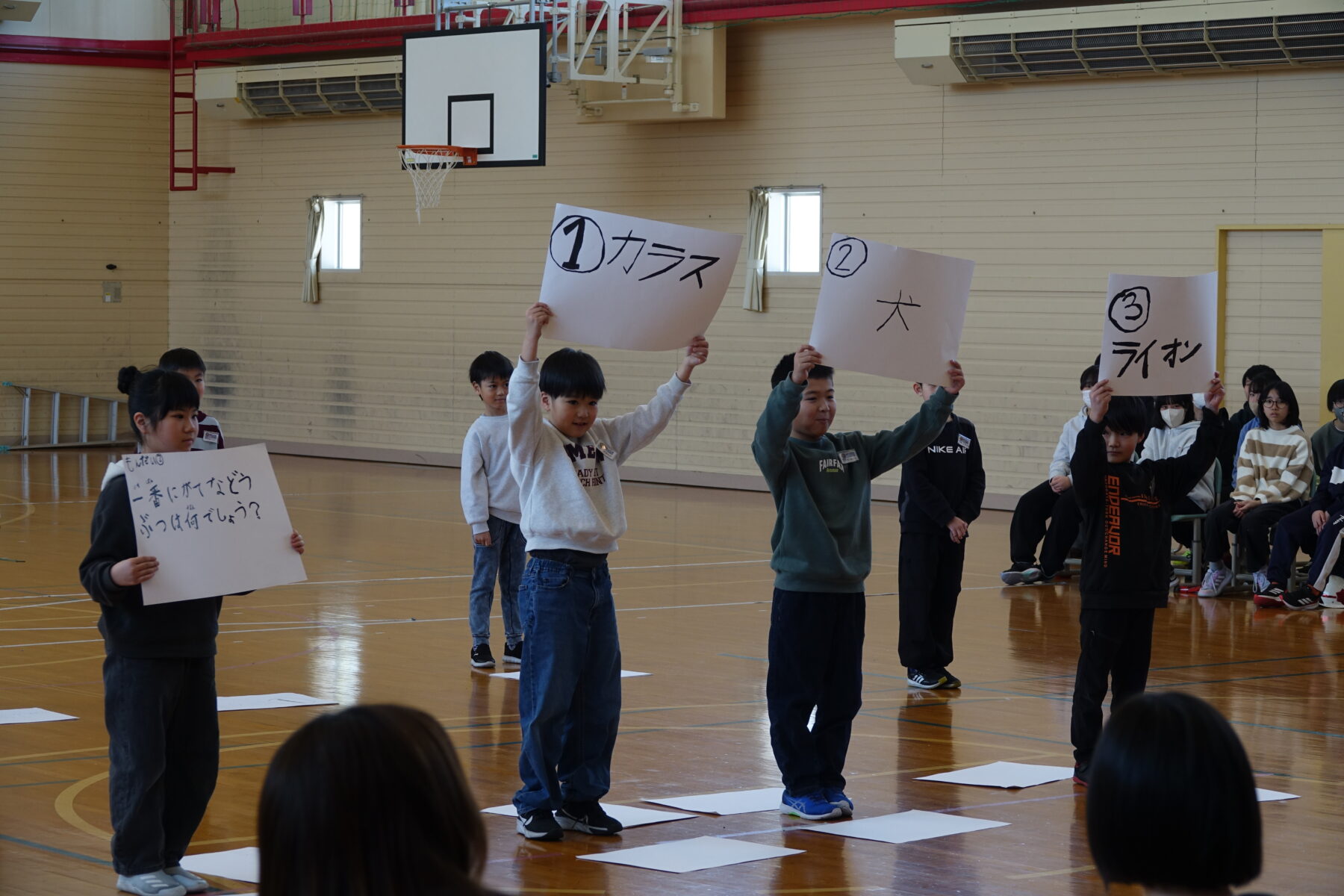６年生を送る会が開かれました 2枚目写真