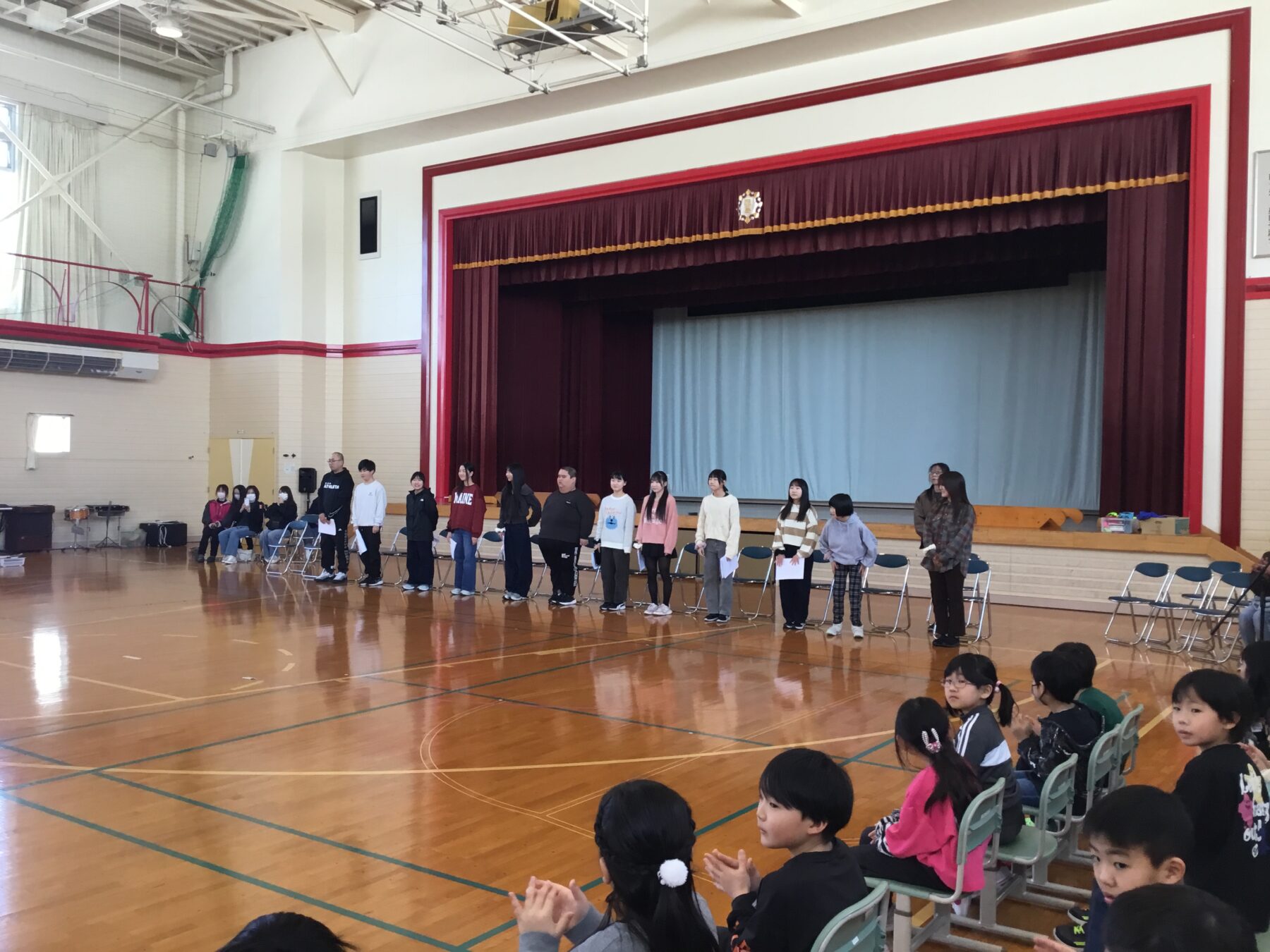 ６年生を送る会が開かれました 7枚目写真