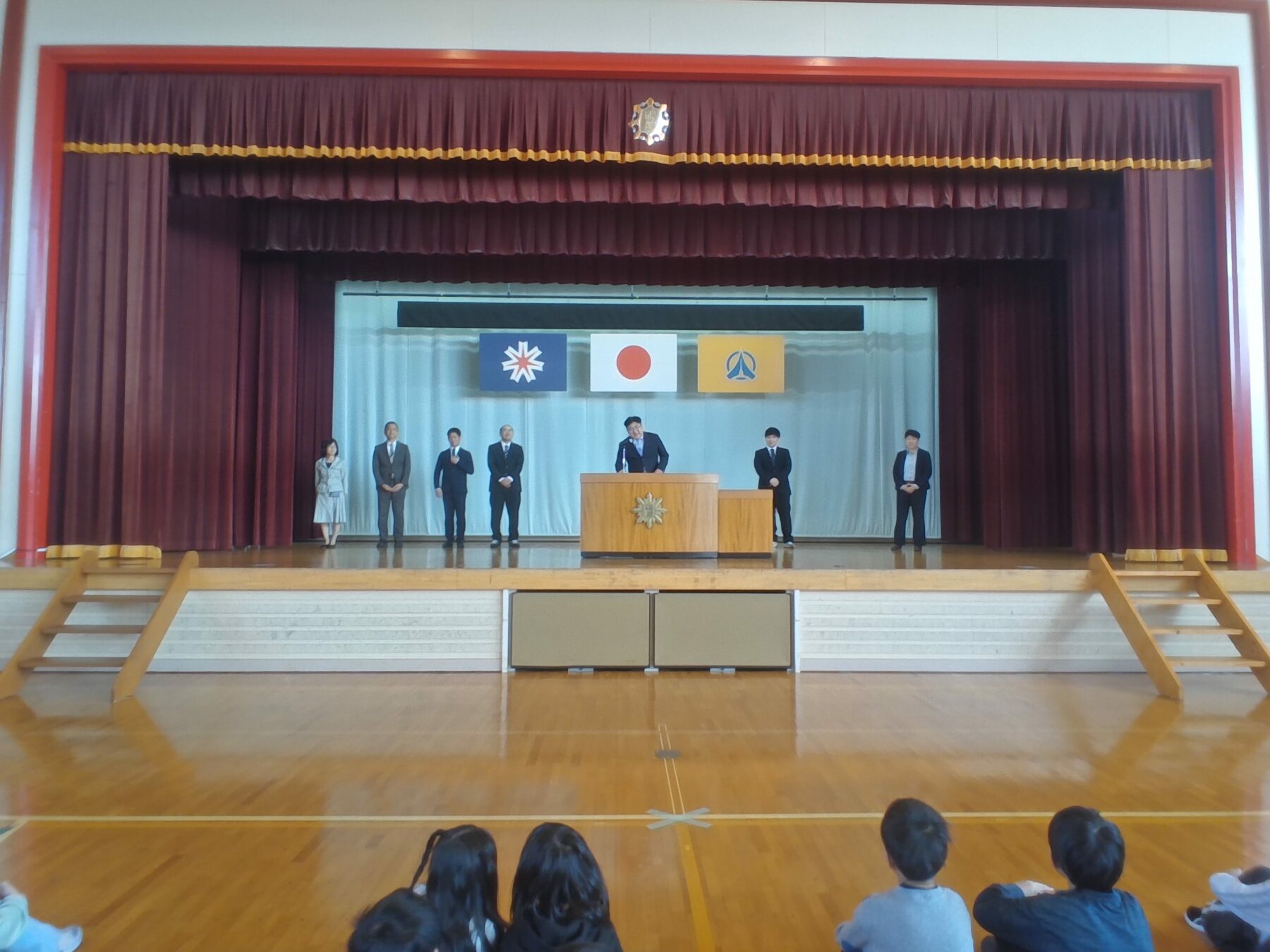 修了式、離任式が行われました 5枚目写真