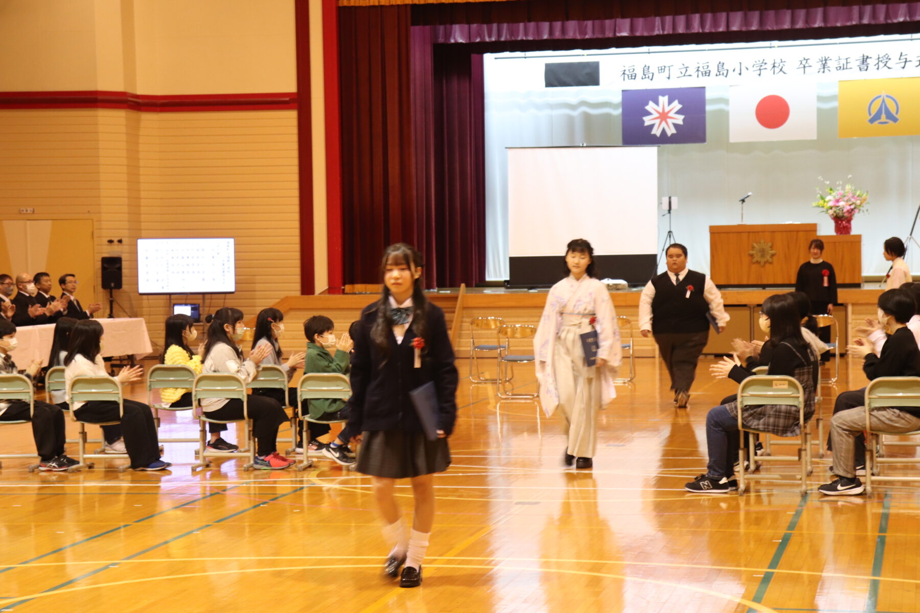 第１３２回卒業式が行われました 6枚目写真