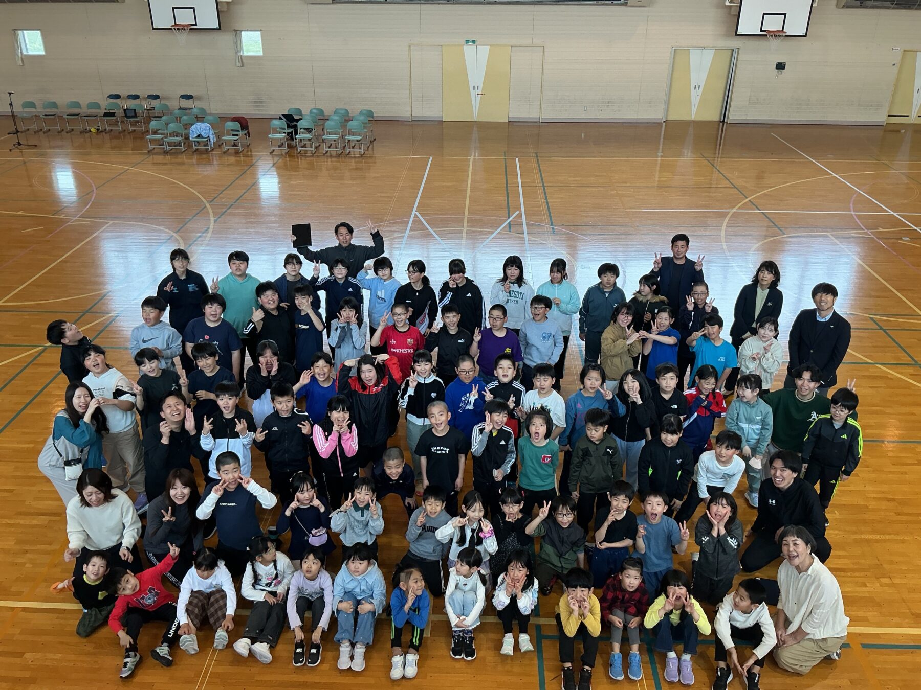 「１年生を迎える会」が開かれました 1枚目写真