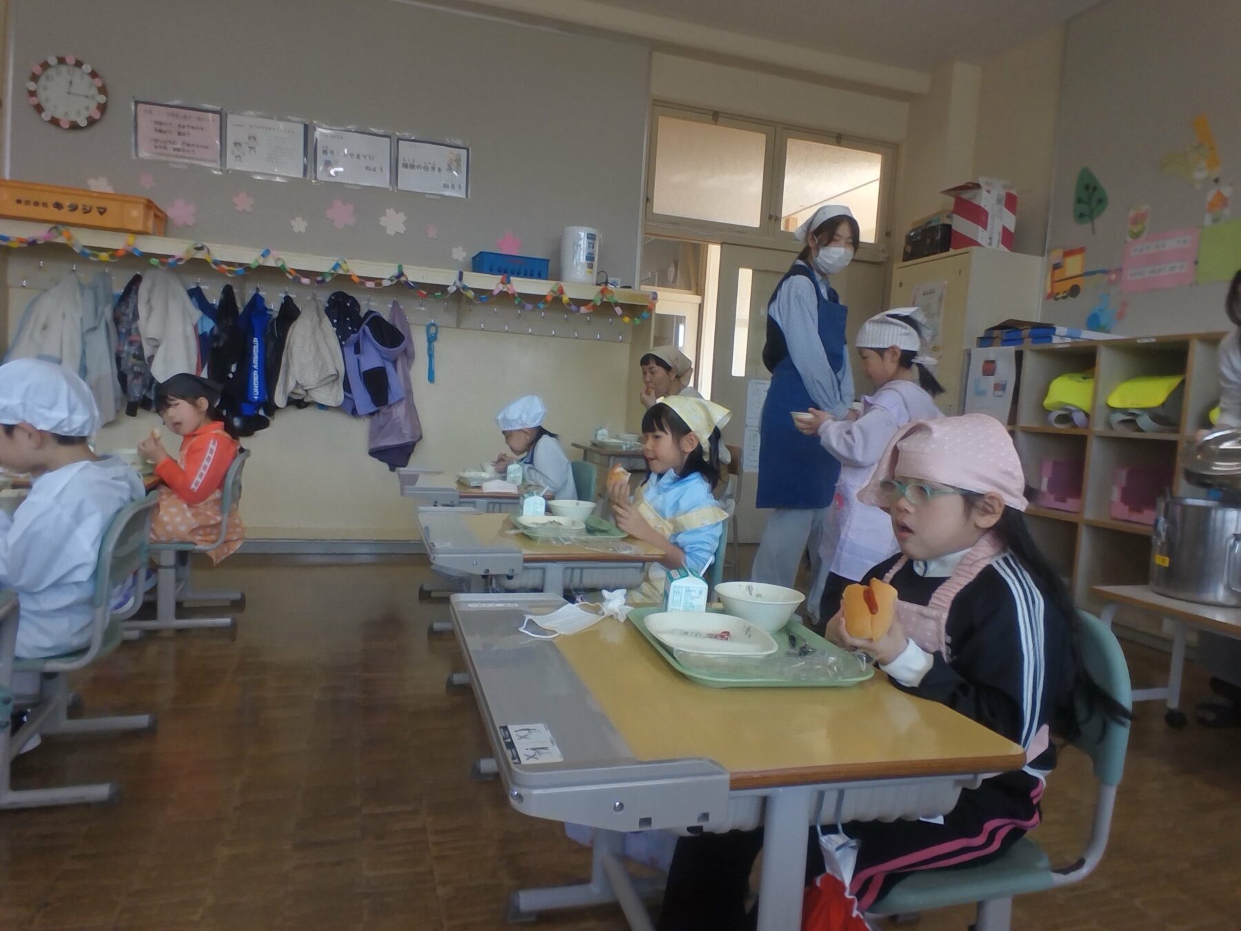 給食はおいしかったかな？ 4枚目写真