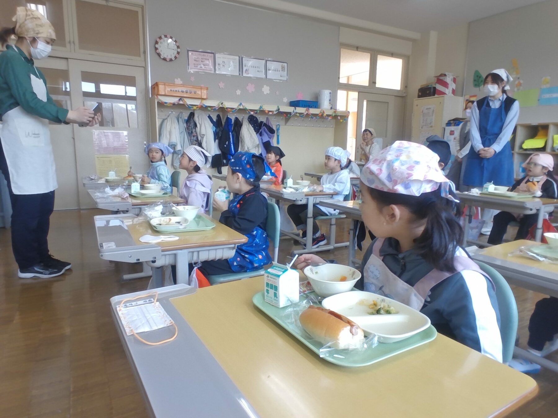 給食はおいしかったかな？ 5枚目写真