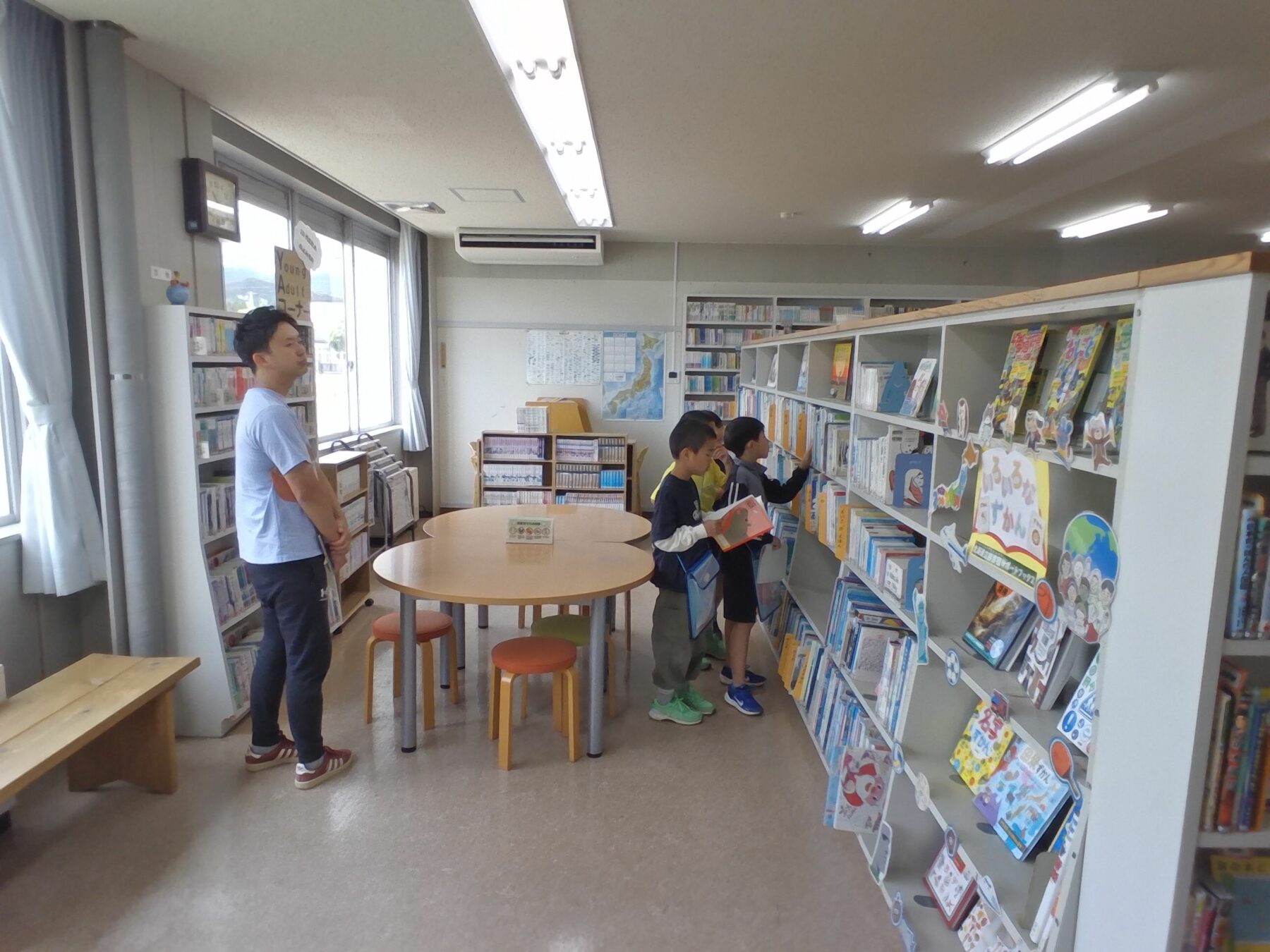 図書室見学に行ってきました 8枚目写真
