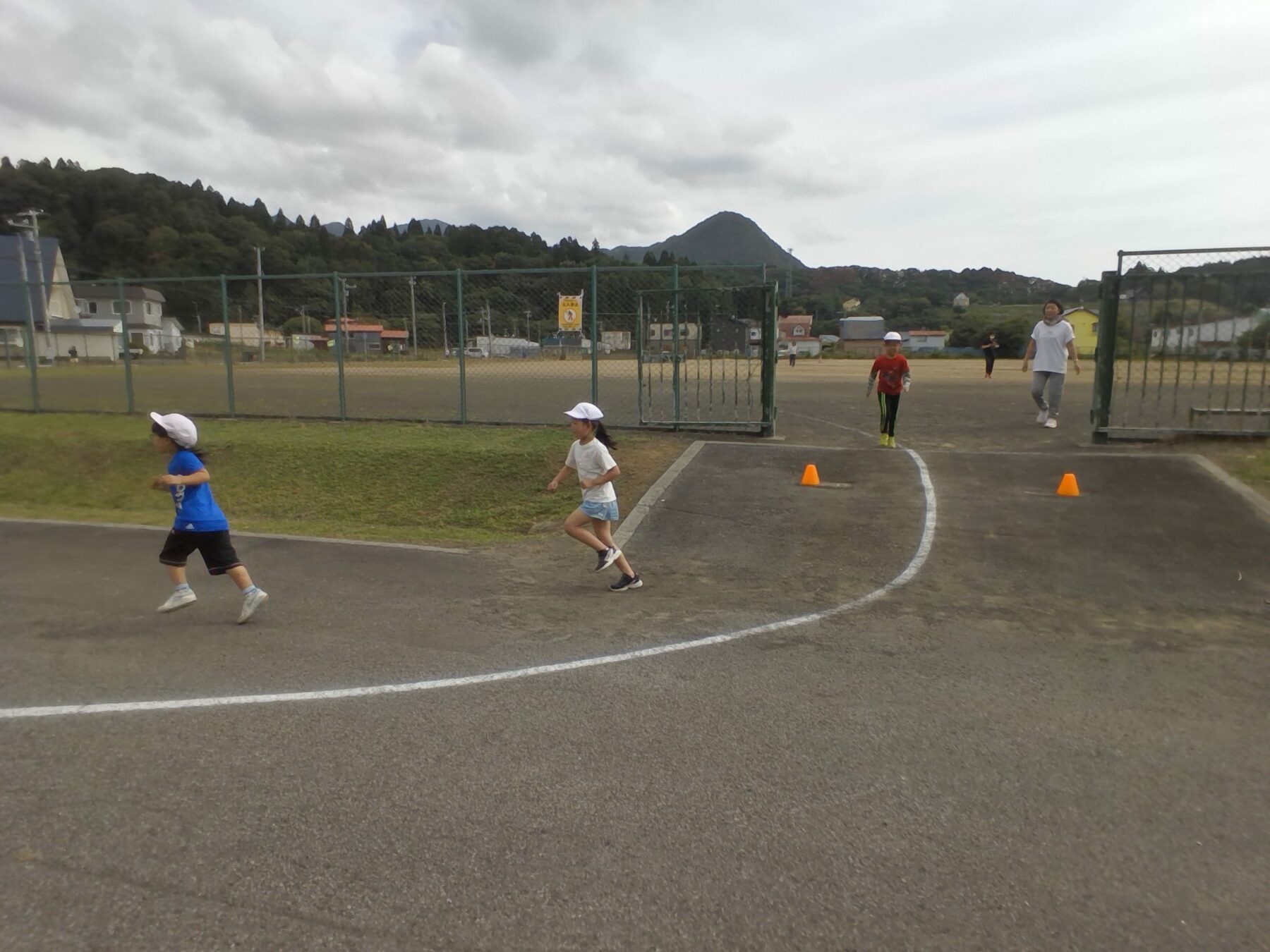 マラソン大会が行われました 3枚目写真